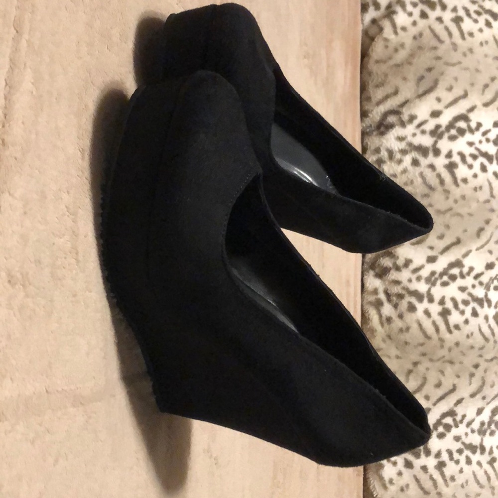Wedge Heels Sz 9 Black Suede